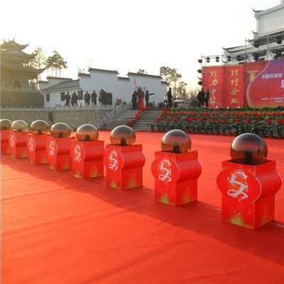 巴中多米諾租賃盛大開業(yè)，攜手成都麗思卡路文化傳媒共創(chuàng)吉尼斯紀(jì)錄